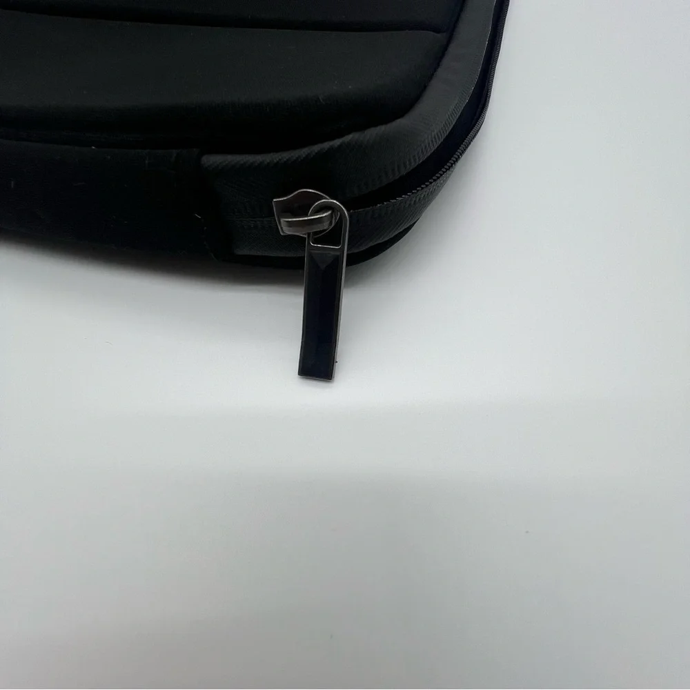 Solo Black Protective Tablet Sleeve